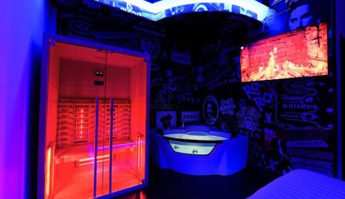 King Suite with Spa Bath