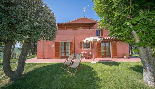 Superior One-Bedroom Apartment