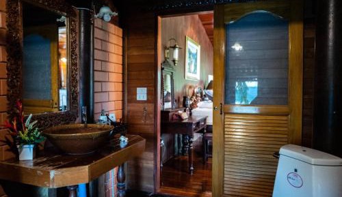 Suite with Pool View