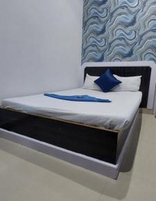 Single Room with Bathroom