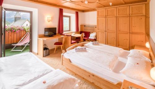 Quadruple Room with Balcony