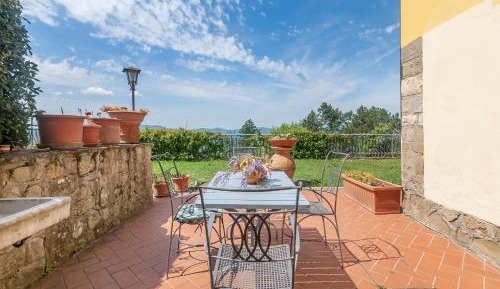 Superior One-Bedroom Apartment