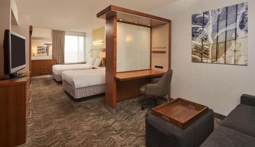 Queen Suite with Two Queen Beds and Trundle Bed