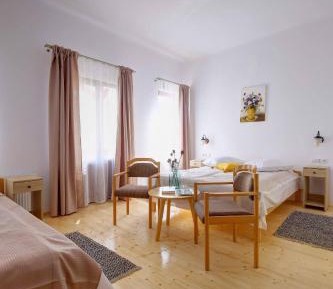 Comfort Triple Room with Shower