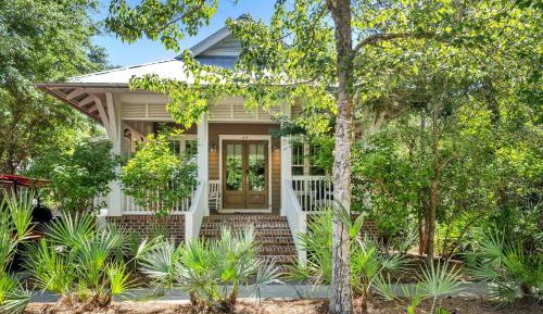Four-Bedroom Holiday Home