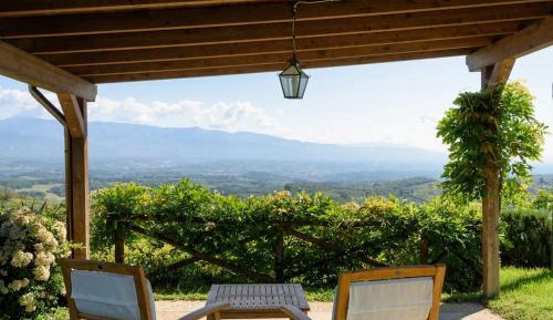 Two-Bedroom House (4 Adults)