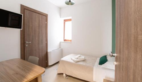 Single Room with Private Bathroom