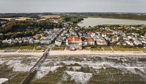 Doppelzimmer Landseite mit Balkon