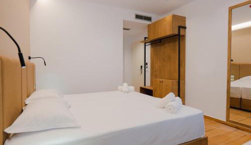 Triple Room with Garden View