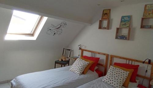 Twin Room with Private Bathroom