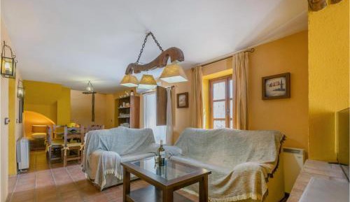 Five-Bedroom Holiday Home