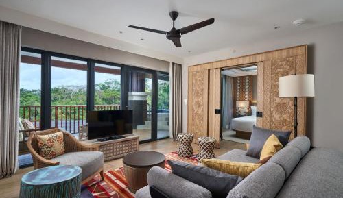 Three-Bedroom Apartment with Balcony and Plunge Pool