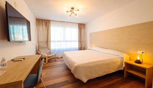 Deluxe Double Room with Bath