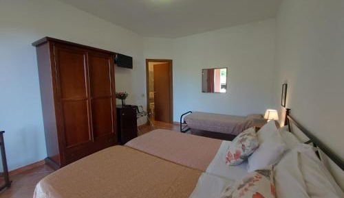Double or Twin Room with Extra Bed