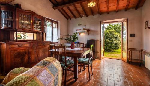 Superior One-Bedroom Apartment