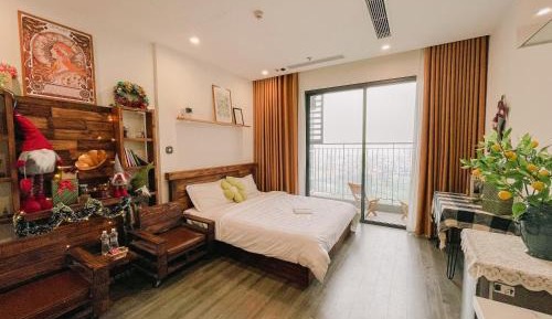 Apartment with Balcony