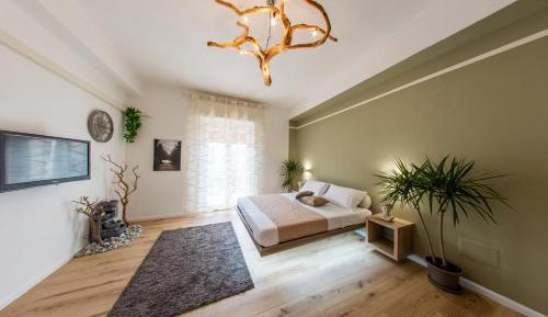 Two-Bedroom Apartment with Balcony