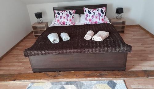 Deluxe Double Room with Shower