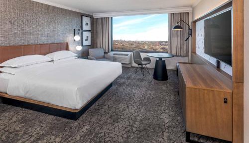 Guest room, 1 King, Limited view