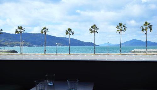Family Room with Sea View
