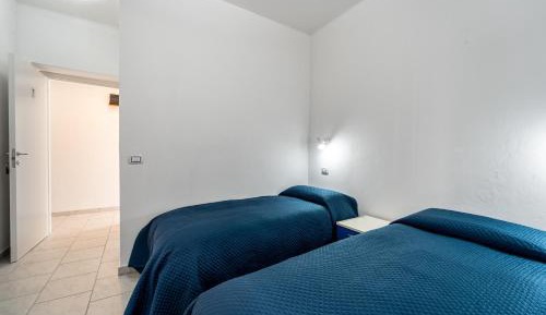 Double or Twin Room with Private Bathroom