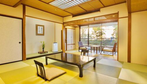Japanese-Style Quadruple Room