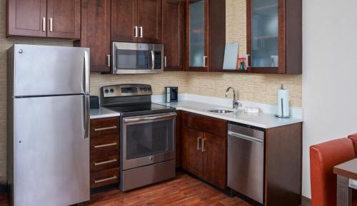 One-Bedroom Suite with Two Queen Beds