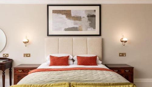 Superior Family Room