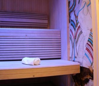 Suite with Sauna - Annex 