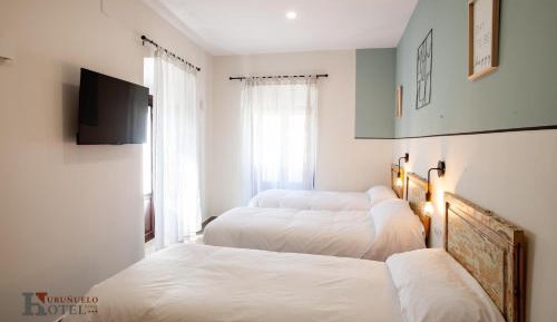 Triple Room with City View