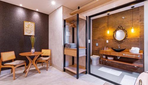 King Suite with Spa Bath