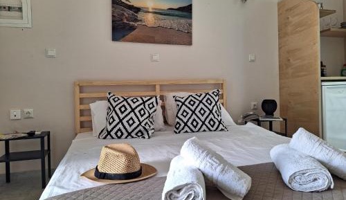 Apartment with Garden View