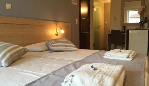 Standard Double or Twin Room with Garden View