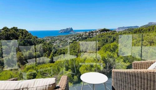 Deluxe Double Room with Balcony and Sea View