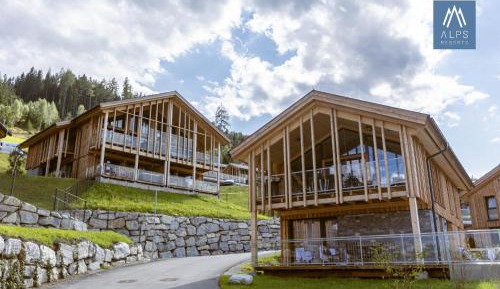 Five-Bedroom Superior Chalet with Sauna