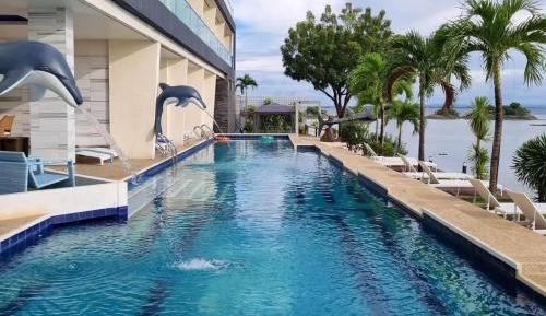 Deluxe Double Room with Balcony and Sea View