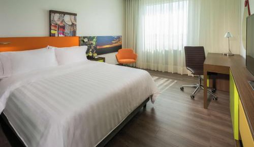 Queen Room - Non-Smoking