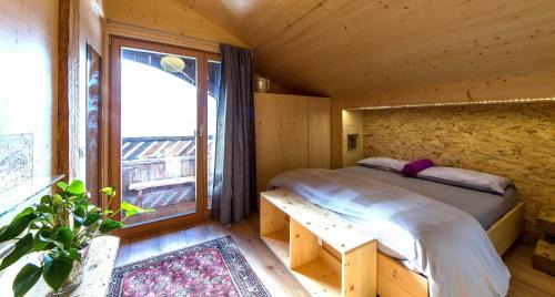 Double Room with Mountain View