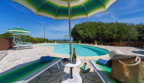 Superior One-Bedroom Apartment with Balcony