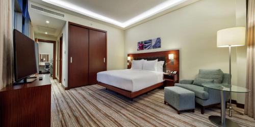 One-Bedroom King Suite