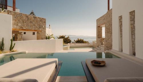 De Sol Suite with Private Pool and Sea View