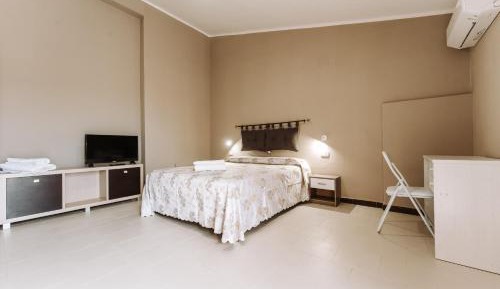 Three-Bedroom Superior Apartment