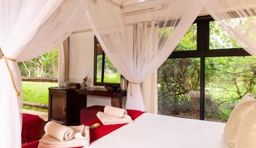 Double Room with Hot Tub