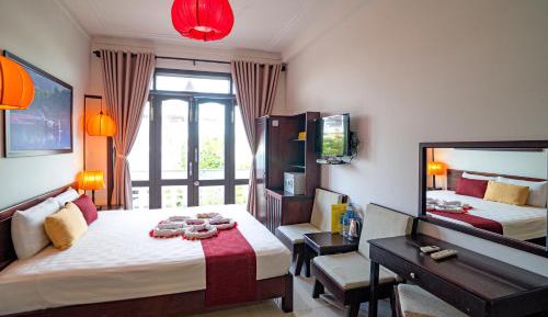 Deluxe Double or Twin Room with Balcony