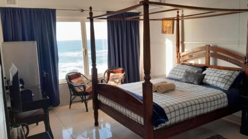 Deluxe Double or Twin Room with Sea View