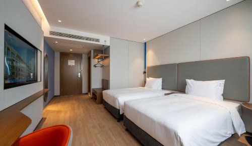 Standard Twin Room with Extra Floor Space