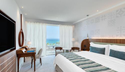 Superior Sea View, Guest room, 1 King, Sea view, Balcony
