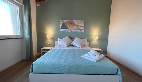 Large Double or Twin Room