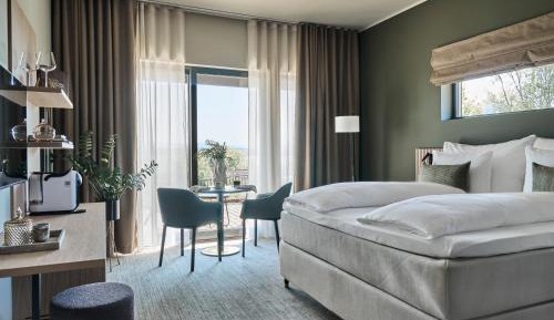 Deluxe Double Room with Sea View