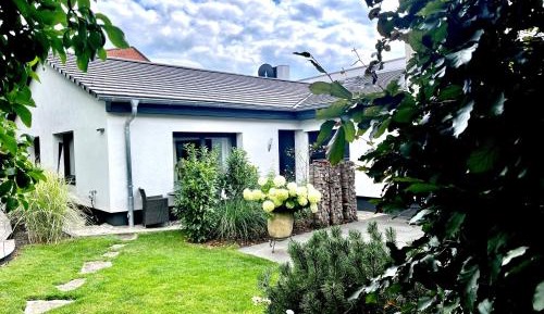 Apartment with Garden View